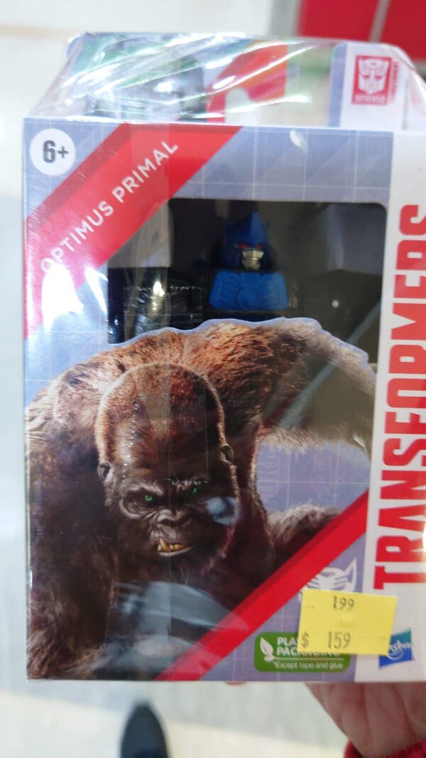 Image Of Transformers Authentics Optimus Primal Core Class Figure  (1 of 9)